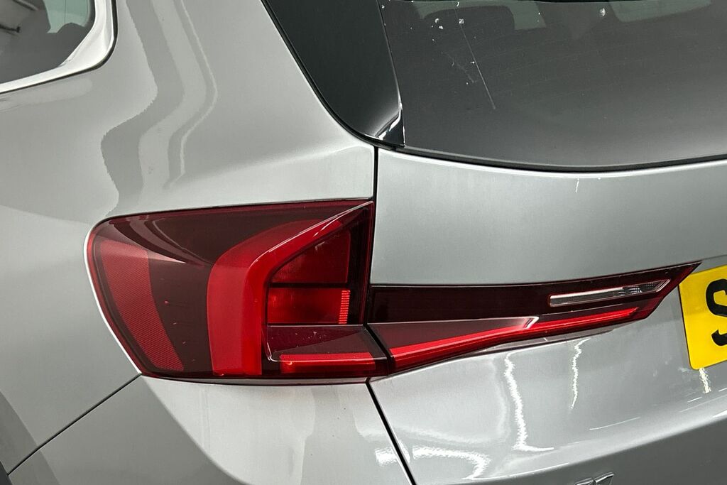 BMW X1 Sdrive 18D Xline Tech Plus Pack Step Black #19