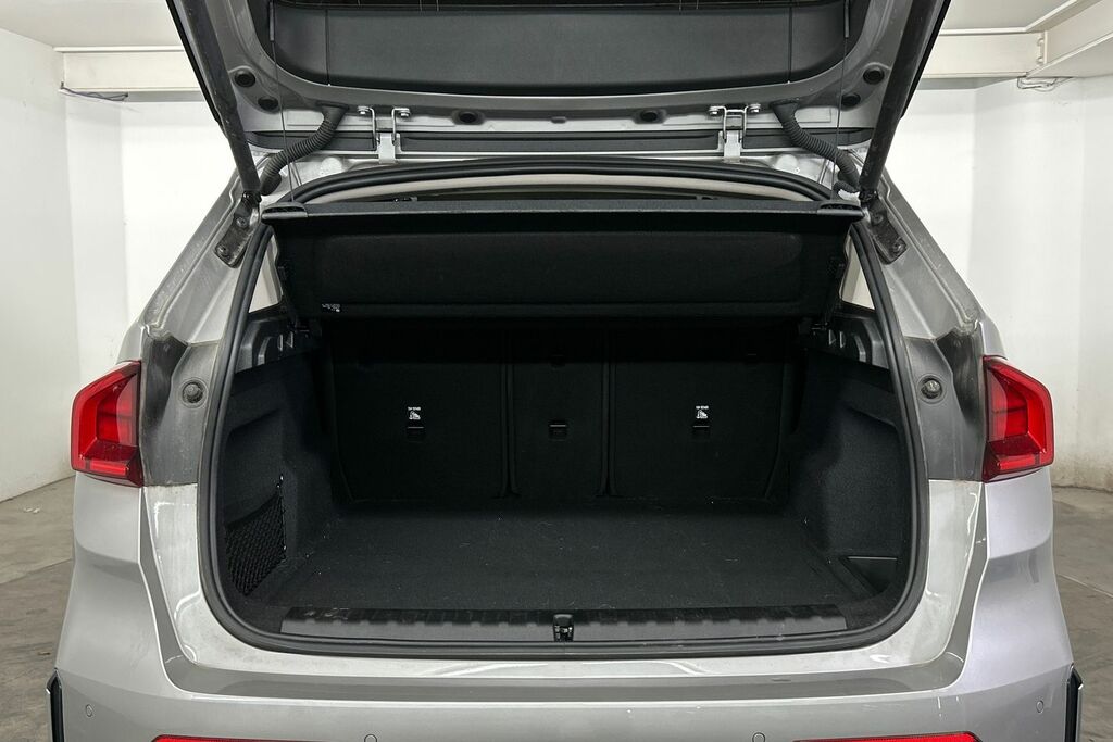 BMW X1 Sdrive 18D Xline Tech Plus Pack Step Black #13