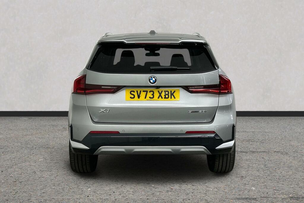 BMW X1 Sdrive 18D Xline Tech Plus Pack Step Black #15