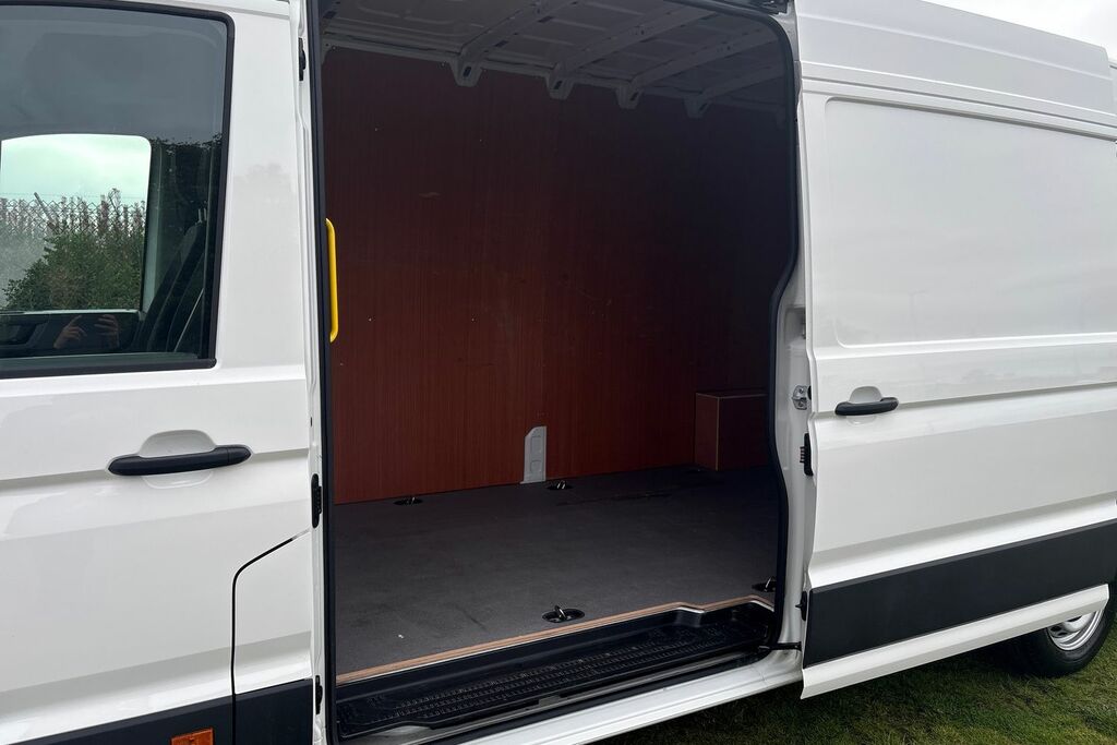 Volkswagen Crafter Cr35 Panel Van Commerce Plus Mwb 177 Ps 2.0 Tdi 8S Grey #9