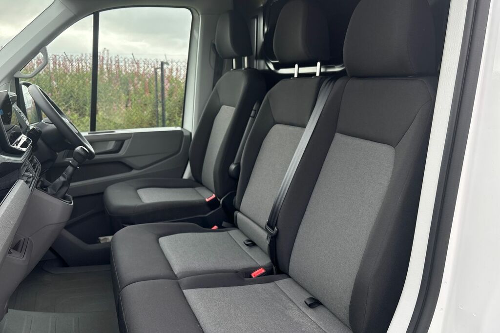 Volkswagen Crafter Cr35 Panel Van Commerce Plus Mwb 177 Ps 2.0 Tdi 8S Grey #16