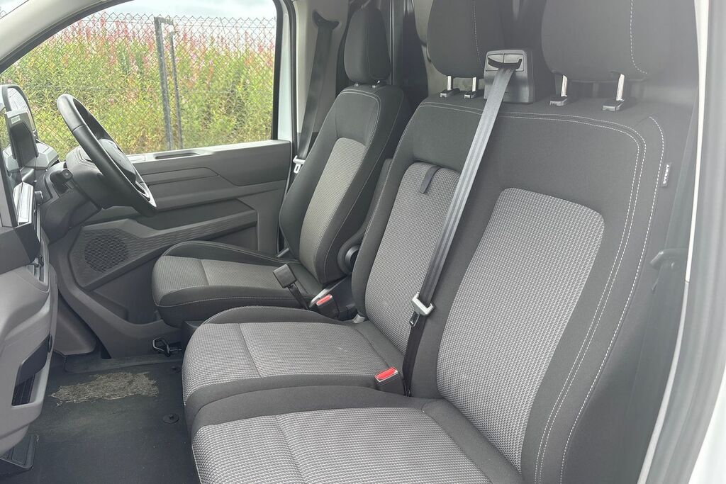 Volkswagen Transporter Commerce Plus White #16