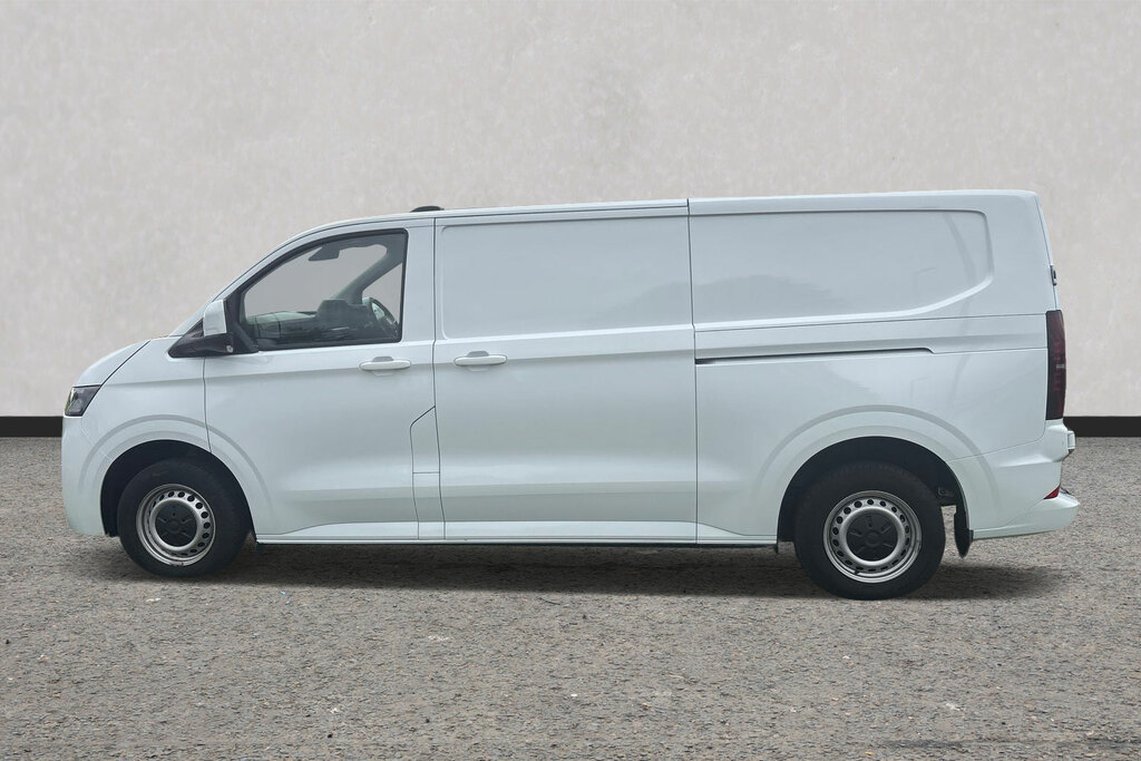 Volkswagen Transporter 2.0 Tdi 150 Commerce Plus Van 4Motion 5 White #4