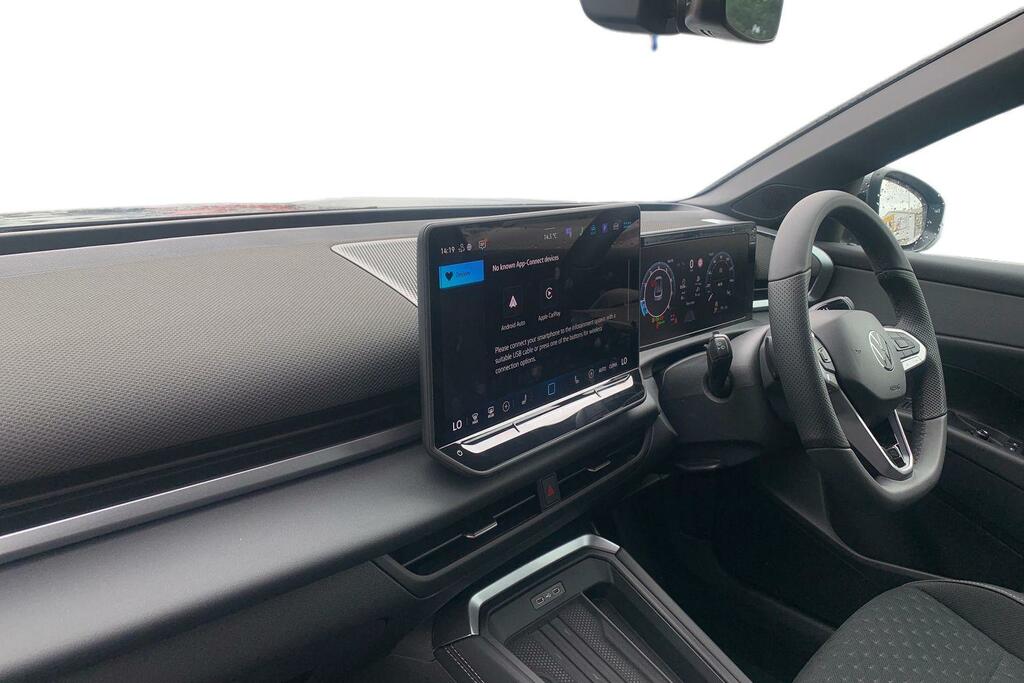 Volkswagen T-Roc 1.5 Etsi 150 R-line Dsg Grey #2