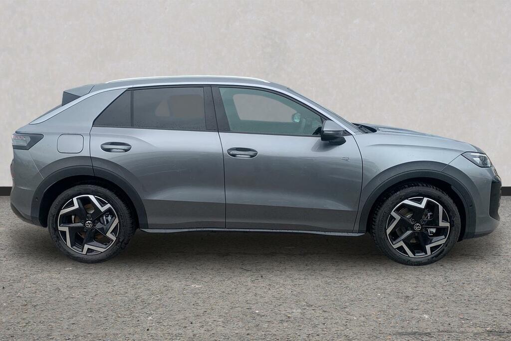 Volkswagen T-Roc 1.5 Etsi 150 R-line Dsg Grey #4