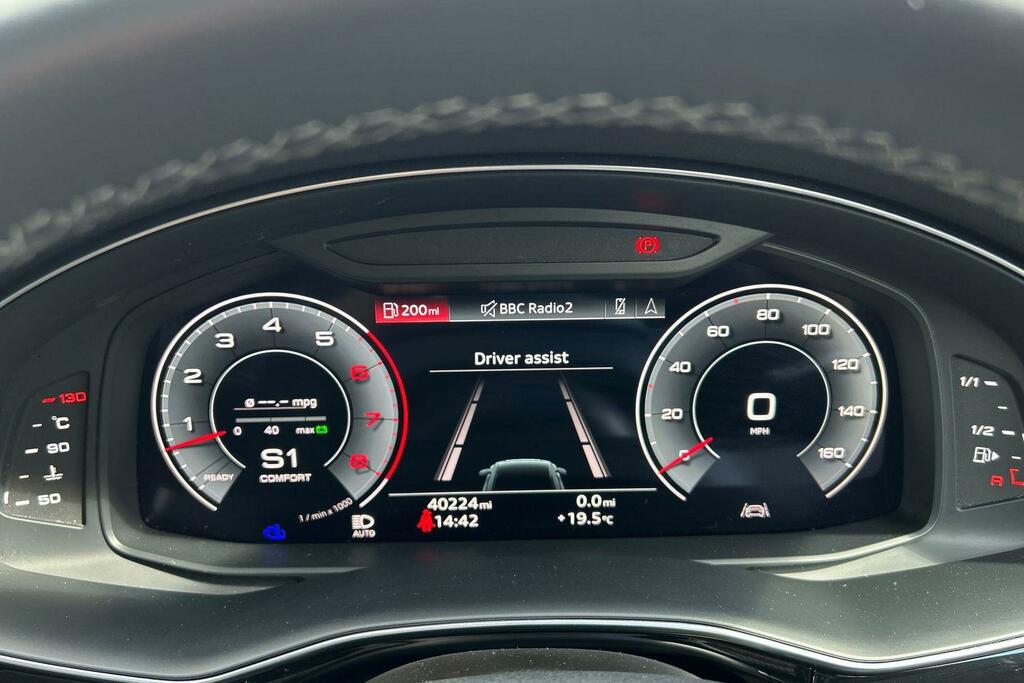 Audi Q8 3L Black Edition Black #15