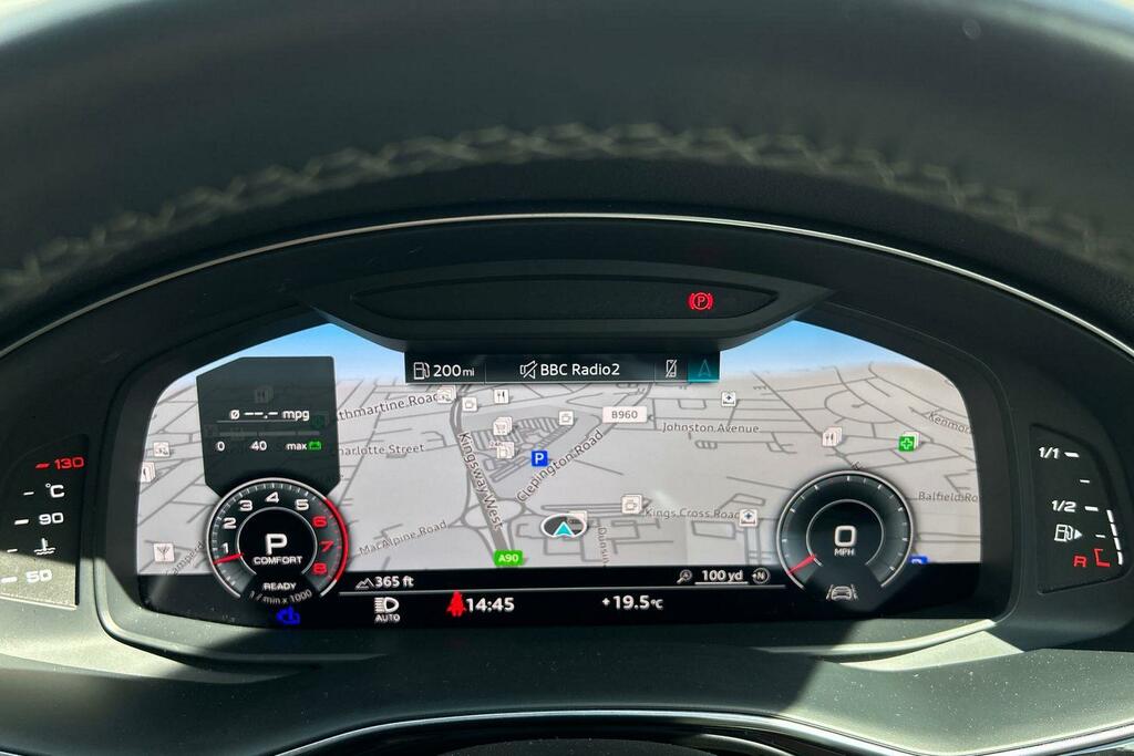Audi Q8 3L Black Edition Black #30