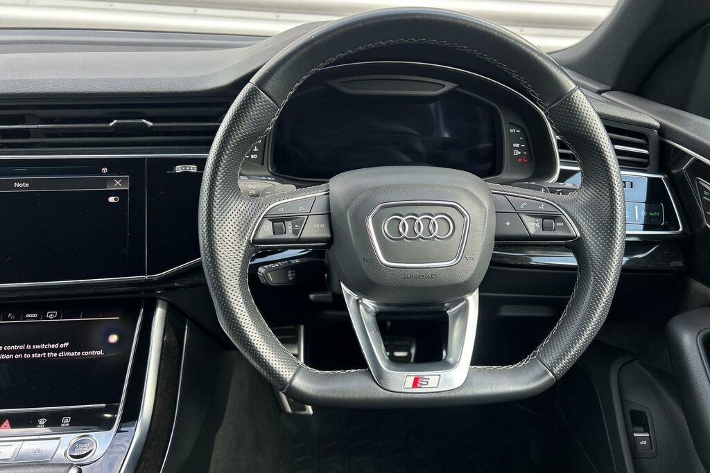 Audi Q8 3L Black Edition Black #13