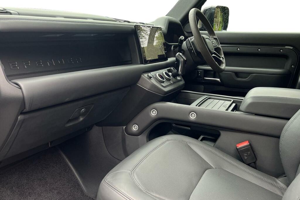 Land Rover Defender 110 X-dynamic Se Brown #3