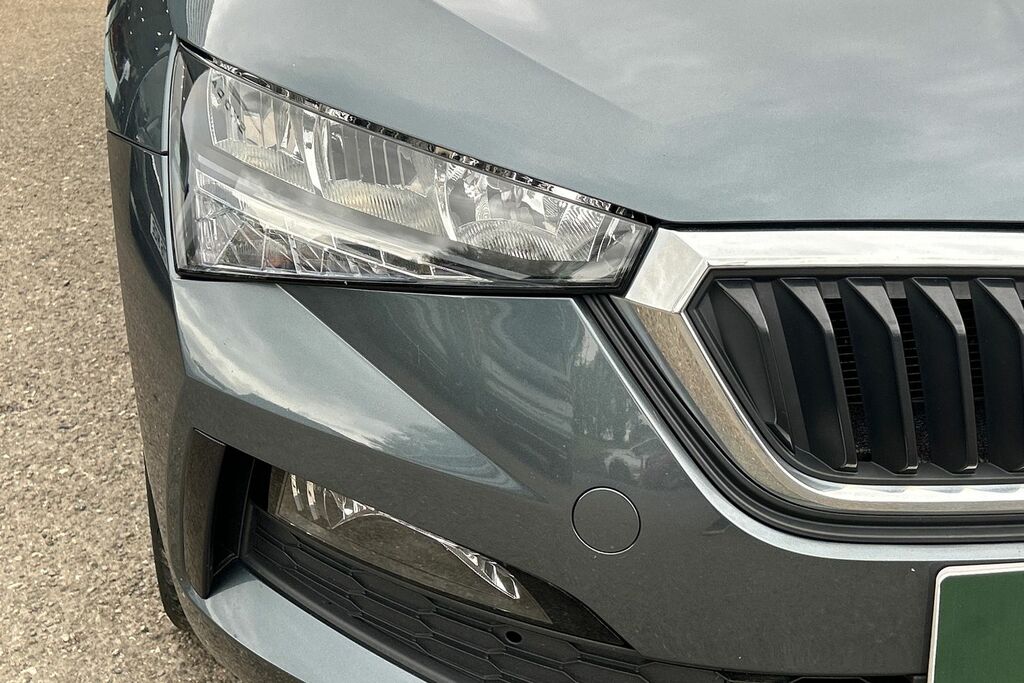 Skoda Scala Se Tsi White #18