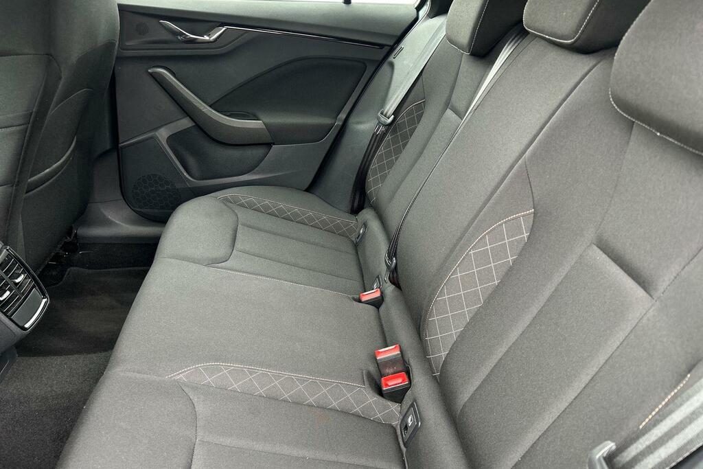 Skoda Scala Se Tsi White #9