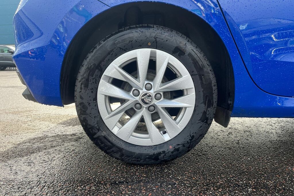 Skoda Fabia 1.0 Mpi 80Ps Se Comfort Blue #5