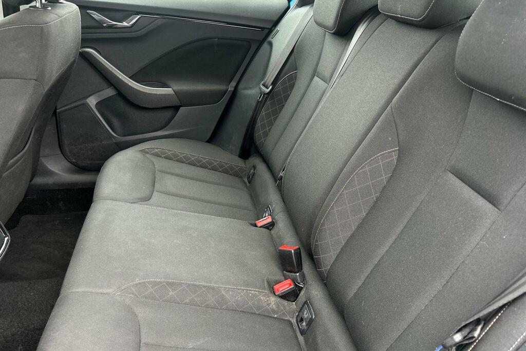 Skoda Kamiq Hatchback Black #9