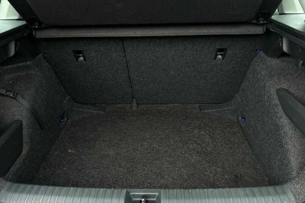 Skoda Kamiq Hatchback Black #11