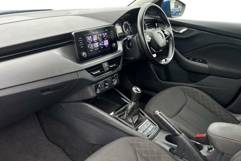 Skoda Kamiq Hatchback Black #2