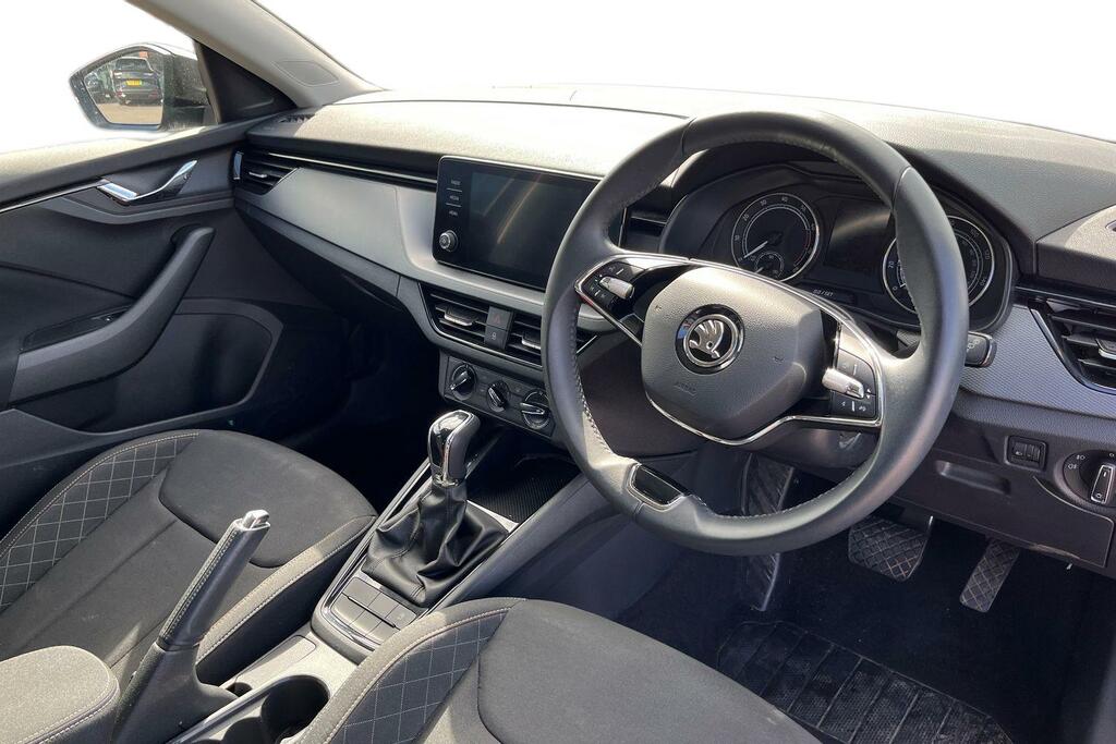 Skoda Scala 1.5 Tsi 150Ps Se Dsg Black #6