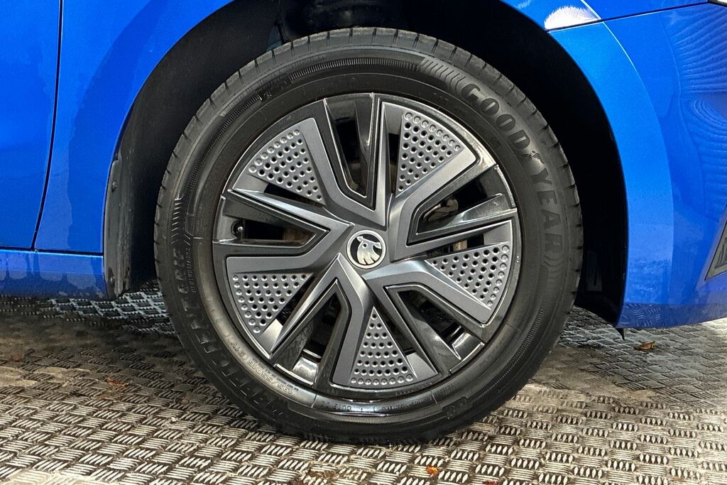 Skoda Fabia 1.0 Tsi Colour Edition Blue #5
