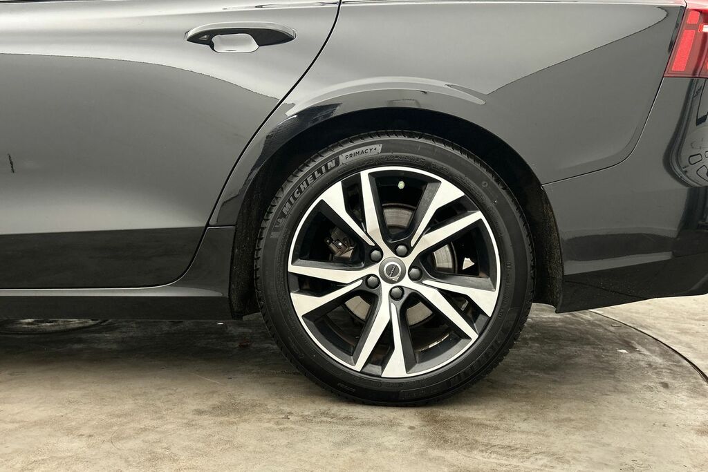 Volvo V60 R-design, B3 Mild Hybrid Black #5