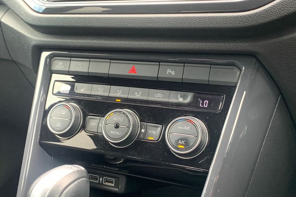 Volkswagen T-Roc Sel White #17