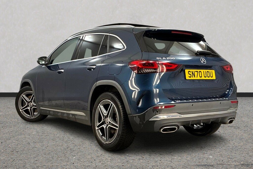 Mercedes-Benz GLA Class Suv Black #3