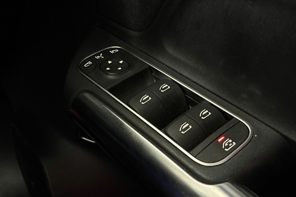 Mercedes-Benz GLA Class Suv Black #29