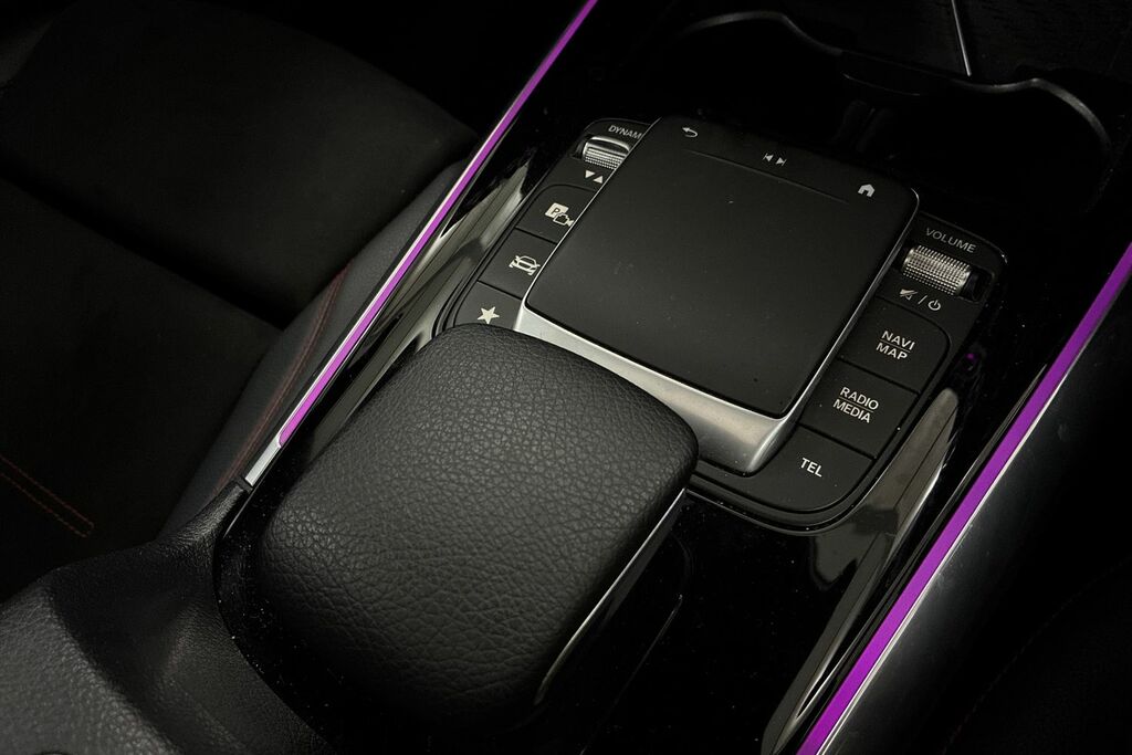 Mercedes-Benz GLA Class Suv Black #24