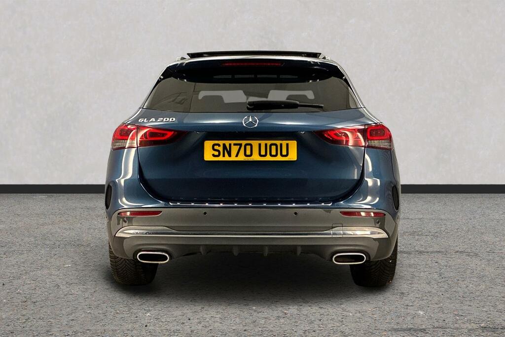 Mercedes-Benz GLA Class Suv Black #7