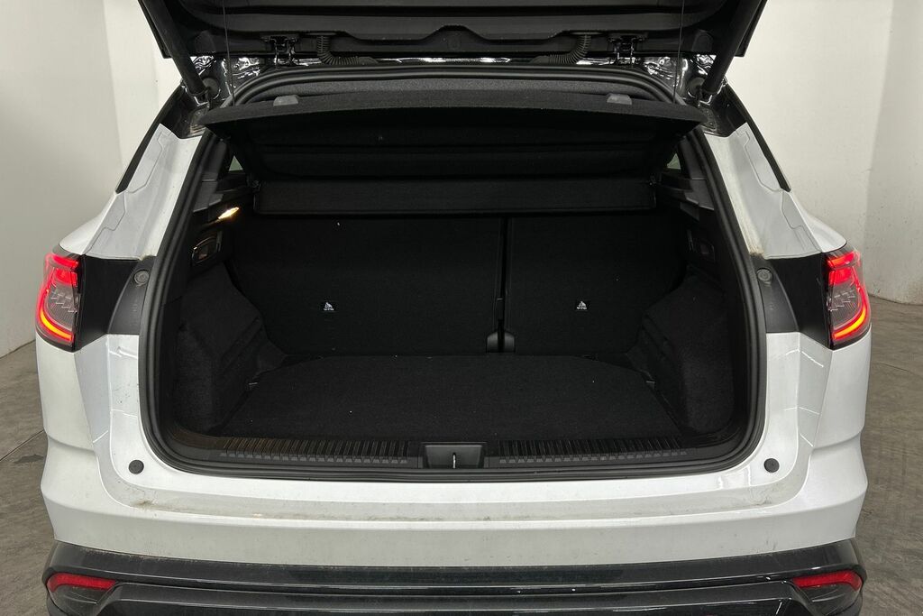 Renault Austral 1.2 E-tech Iconic Esprit Alpine Suv Hyb Black #11