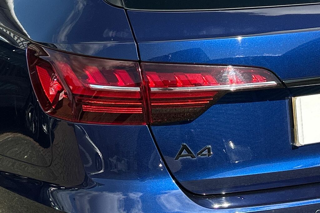 Audi A4 Avant 35 Tdi Technik S Tronic Blue #20