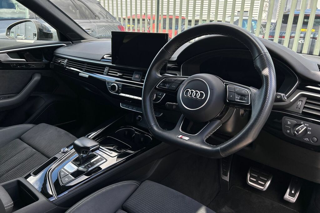 Audi A4 Avant Avant Black Edition 40 Tdi Quattro 204 Ps S Tronic Blue #6