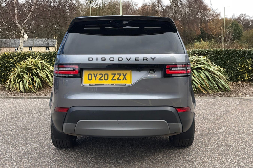 Land Rover Discovery Suv White #6