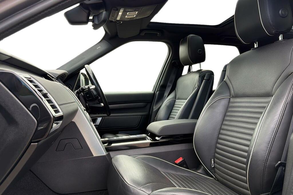 Land Rover Discovery Suv White #3
