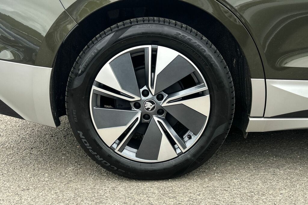 Skoda ENYAQ 210Kw 85 Edition 82Kwh Green #5