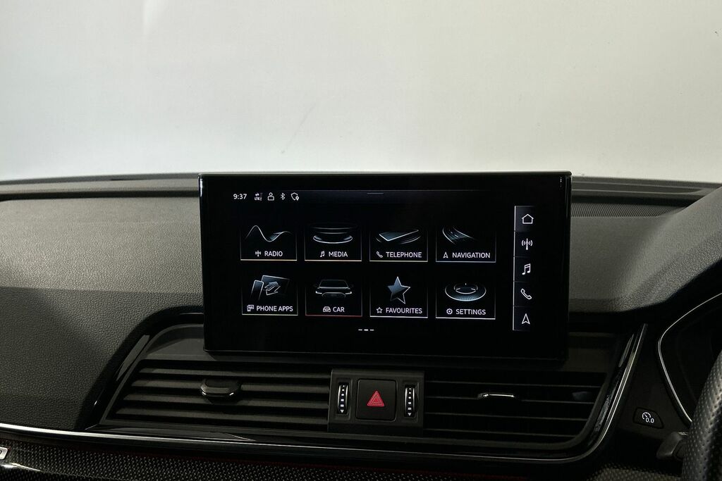 Audi SQ5 3L Vorsprung Black #12