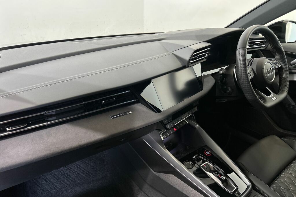 Audi S3 Black Edition Tfsi 333 Ps S Tronic Blue #2