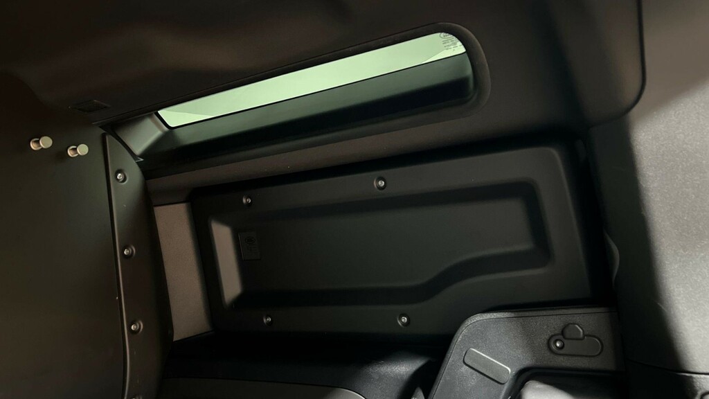 Land Rover Defender X-dynamic Se Grey #42