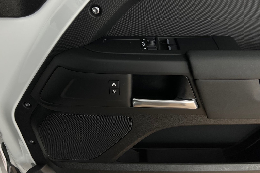 Land Rover Defender X-dynamic Se Grey #49