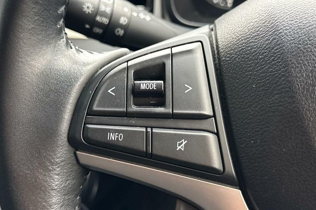 Suzuki Ignis Sz-t Dualjet White #8