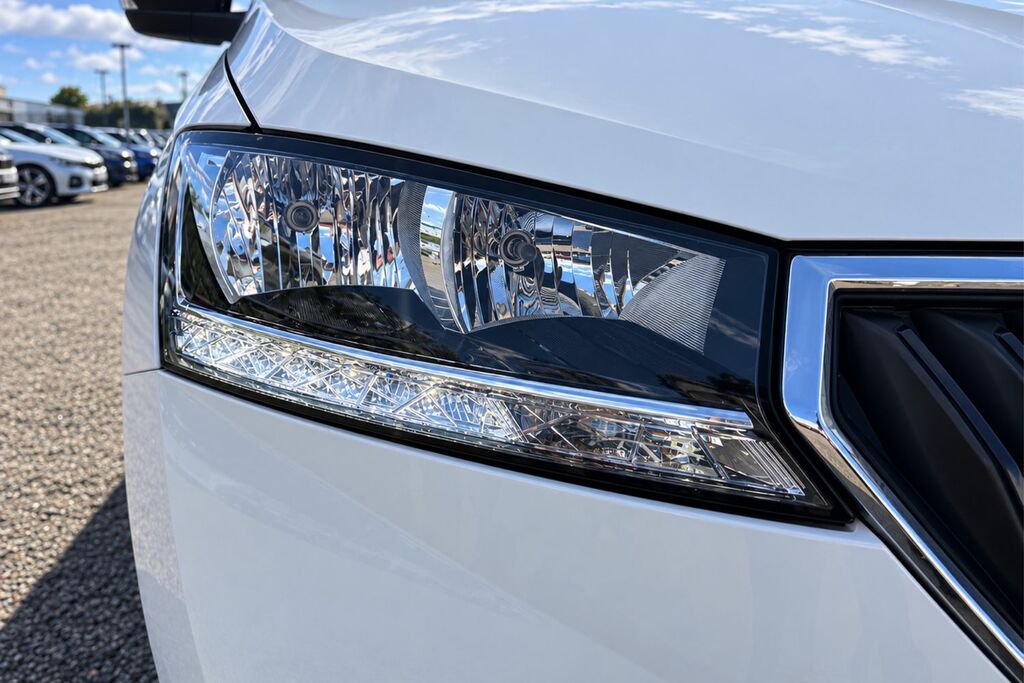 Skoda Fabia Se Black #18