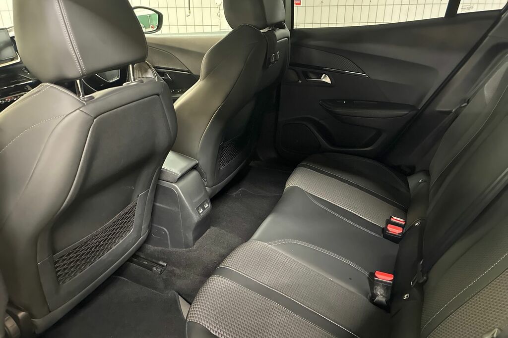 Peugeot 2008 Puretech Ss Allure Premium Grey #22