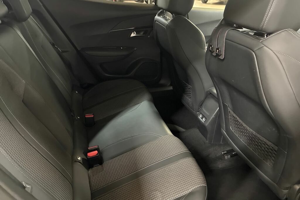 Peugeot 2008 Puretech Ss Allure Premium Grey #17