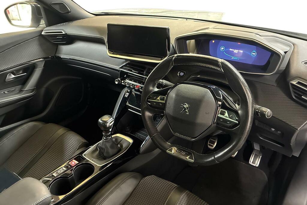 Peugeot 2008 Puretech Ss Allure Premium Grey #7