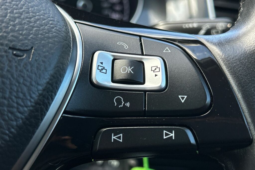 Volkswagen Golf Se Navigation Tsi Bluemotion Technology Dsg Green #22