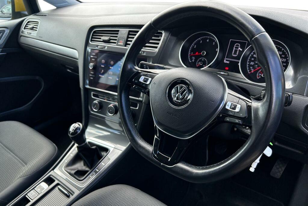 Volkswagen Golf 1.4 Tsi Se Nav Yellow #6
