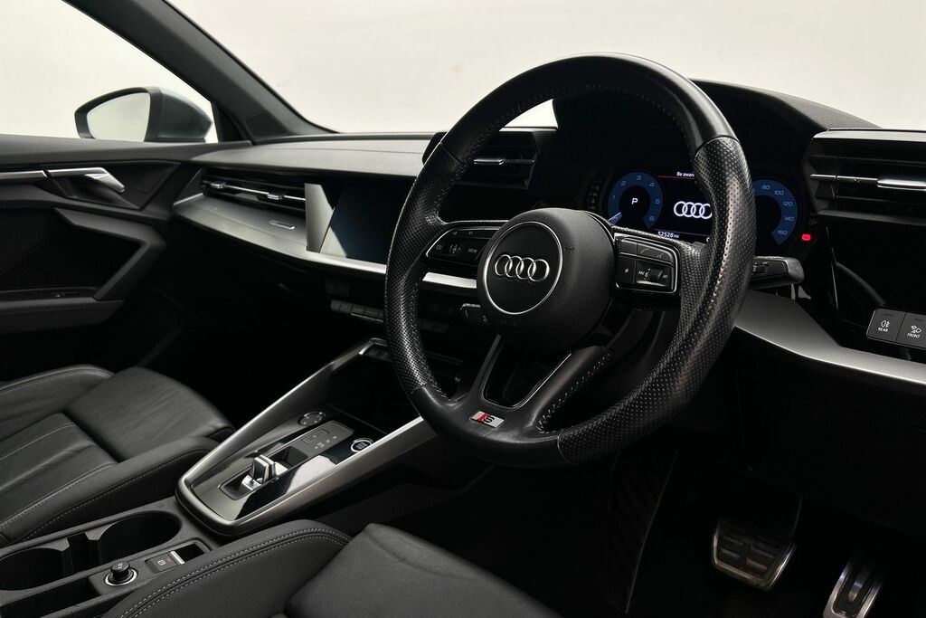 Audi A3 Hatchback 1.4 Tfsi Cod Sport Sportback Euro 6 Ss Red #6