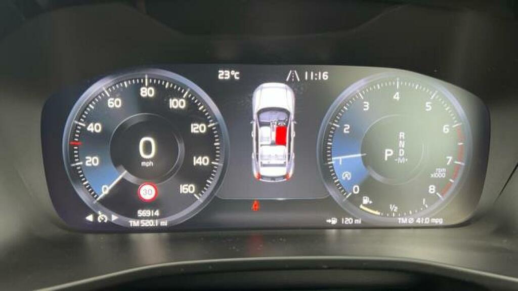 Volvo XC40 1.5 T3 163 R Design Geartronic Black #4