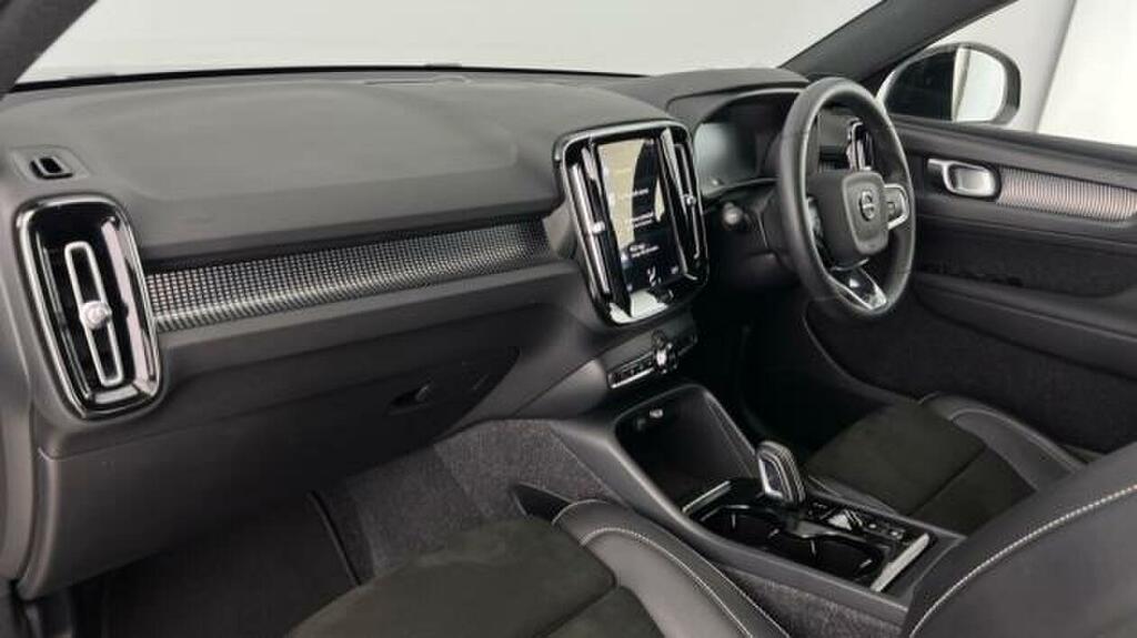 Volvo XC40 1.5 T3 163 R Design Geartronic Black #5