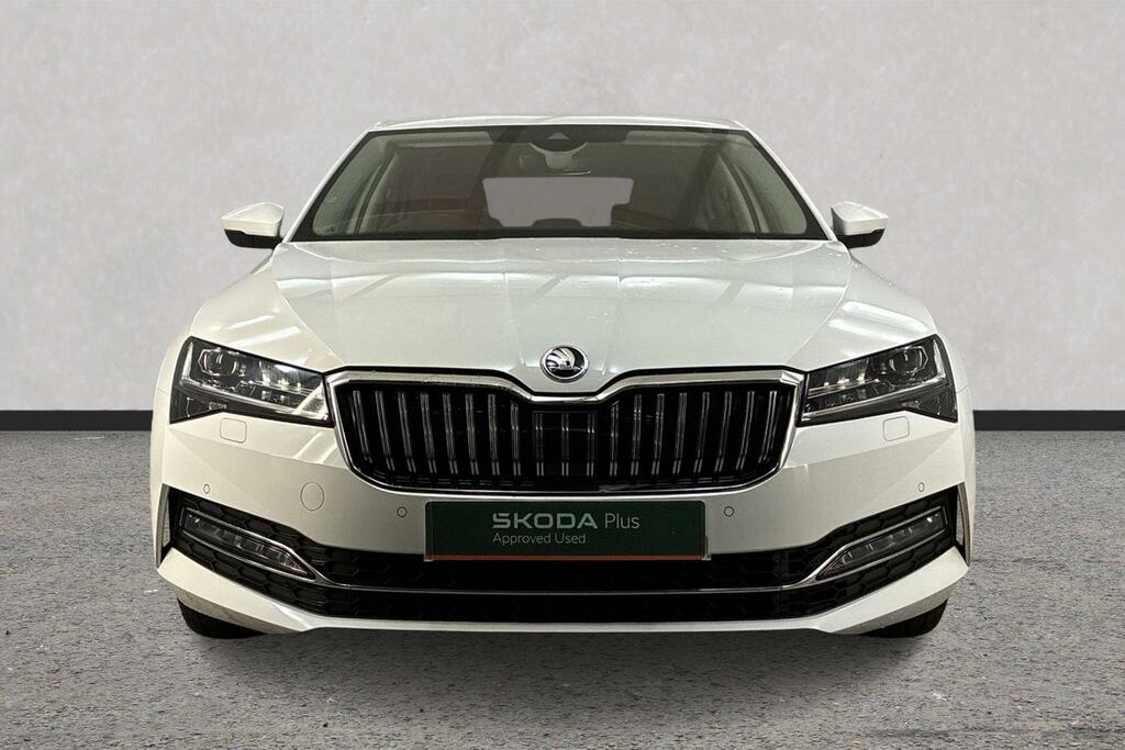 Skoda Superb Se L Black #8
