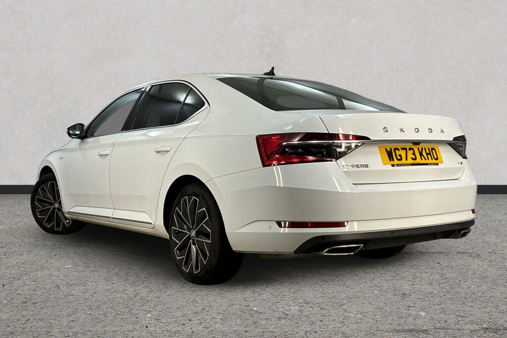 Skoda Superb 2.0 Tsi 280 Laurin Klement 4X4 Dsg White #3