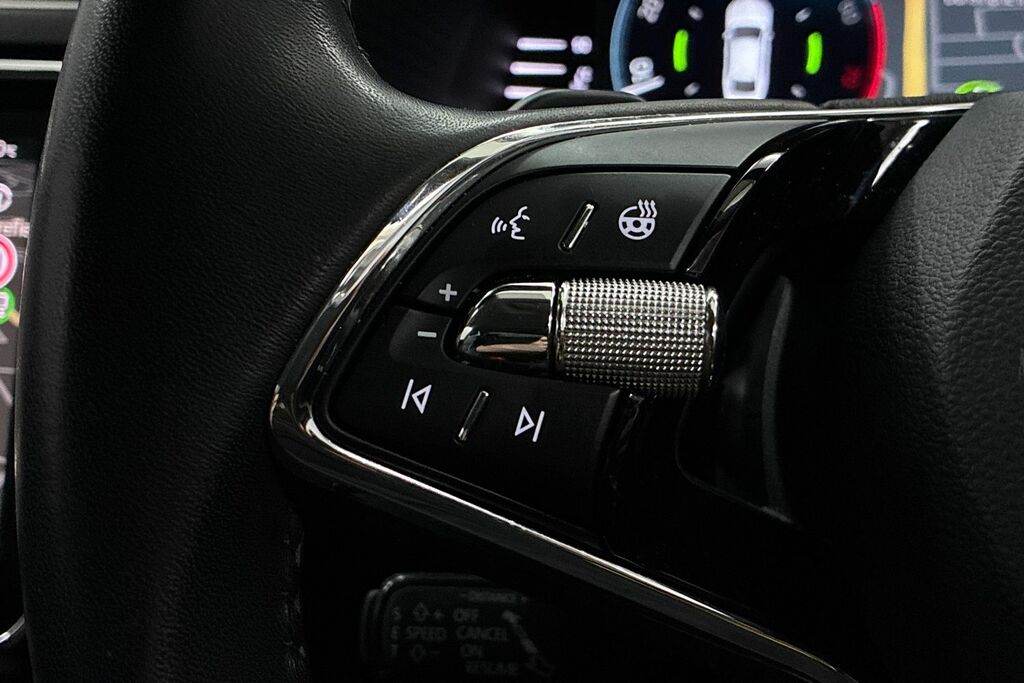 Skoda Superb Se L Black #14